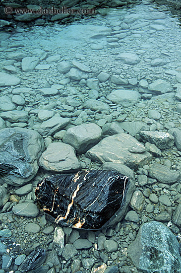 rocks-in-water-1.jpg