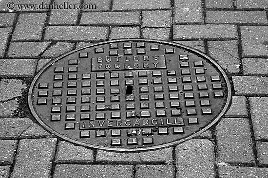 manhole-cover.jpg