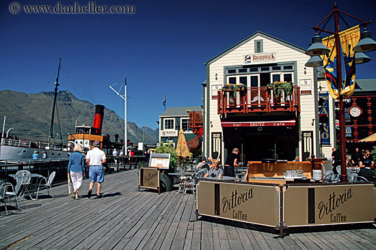 queenstown-shops-3.jpg