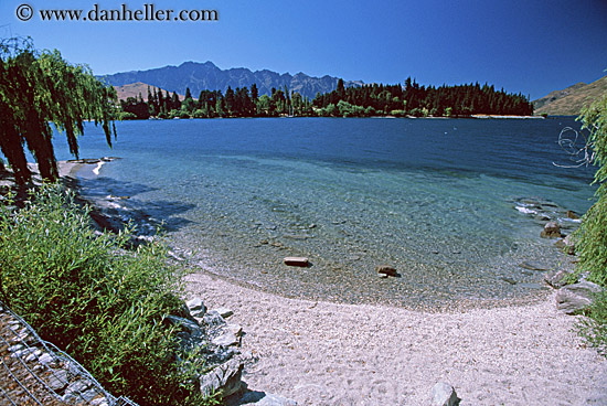 queenstown-water-views-3.jpg