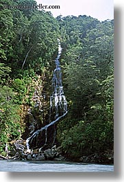images/NewZealand/Routeburn/waterfall-hiking-18.jpg