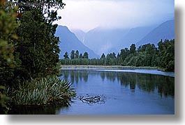 images/NewZealand/Scenics/lake-matheson-1.jpg