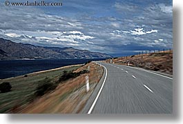 images/NewZealand/Scenics/road-in-motion-3.jpg