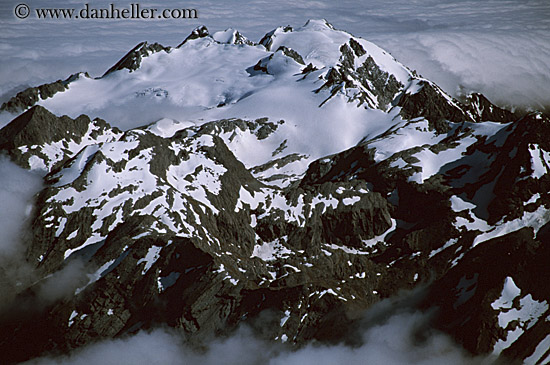snowcap-mountains-7.jpg