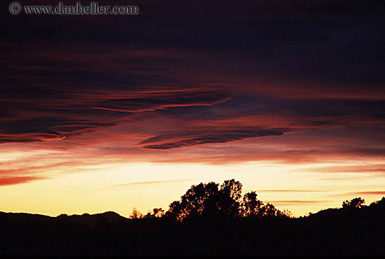 lenticular-clouds-sunset-3.jpg
