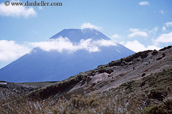 mt-ngauruhoe-03.jpg