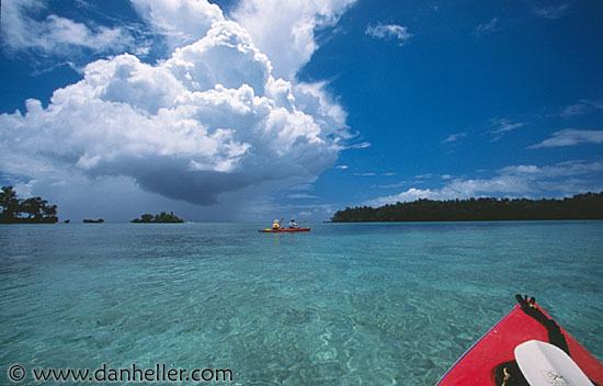 kayak-storm-2.jpg