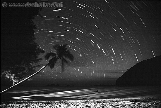 star-trails-a-bw.jpg