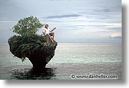 images/Tropics/Palau/Scenics/stranded-1.jpg