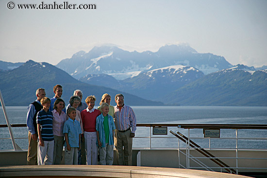 people-on-deck-04.jpg