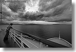 images/UnitedStates/Alaska/CruiseShip/People/person-on-deck-08.jpg