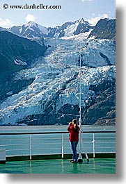 images/UnitedStates/Alaska/Family/HellerHooverDumas/JackJill/jnj-glaciers-6.jpg