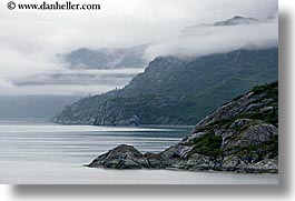 images/UnitedStates/Alaska/Fog/mountain-fog-n-water-07.jpg