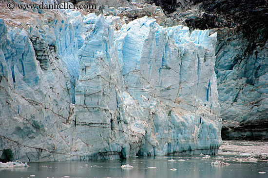 glacier-close-up-03.jpg
