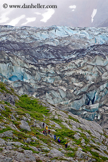 glacier-hikers-1.jpg