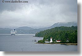 images/UnitedStates/Alaska/Lighthouses/red-roof-lthouse-7.jpg