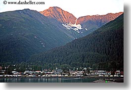 images/UnitedStates/Alaska/Mountains/seward-1.jpg