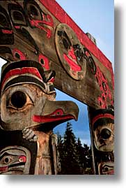 images/UnitedStates/Alaska/Tlingit/totum-pole-b.jpg