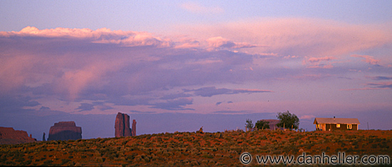 monument-valley-02.jpg