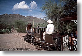 images/UnitedStates/Arizona/Tucson/OldTucsonStudios/train-ride.jpg