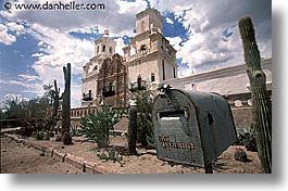 images/UnitedStates/Arizona/Tucson/SanXavier/san-xavier-mailbox.jpg