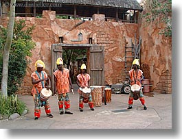 images/UnitedStates/Florida/Orlando/Disney/AnimalKingdom/bongo-players-4.jpg