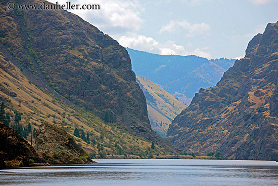 hells-canyon-river-04.jpg