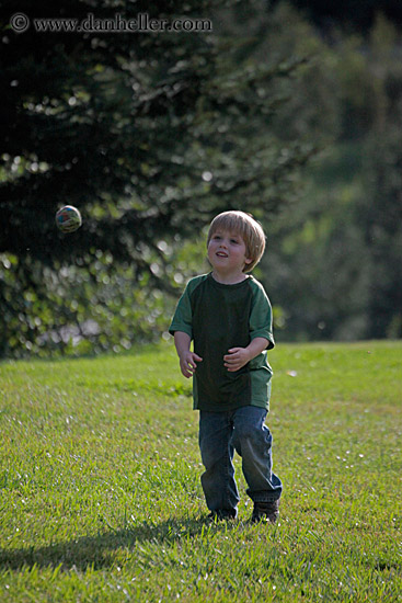 jack-playing-ball-4.jpg