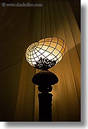 images/UnitedStates/Illinois/Chicago/Aquarium/seashell-lamp.jpg