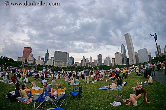 blues-festival-crowd-6.jpg