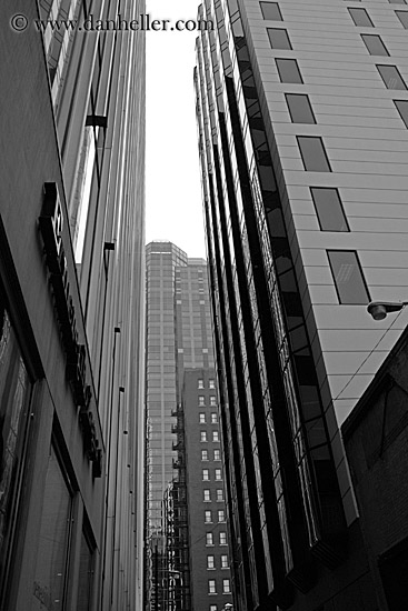 tight-skyscrapers-1-bw.jpg