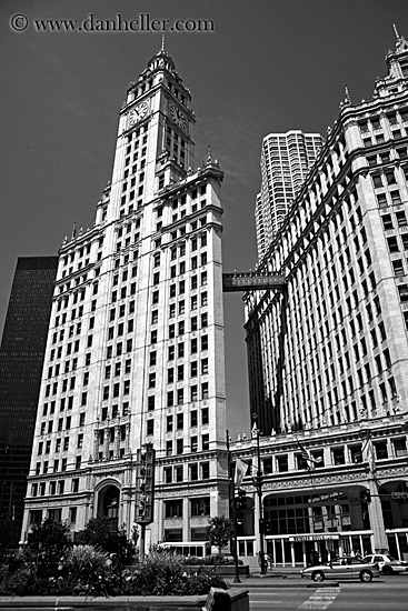 wrigley-building-01.jpg