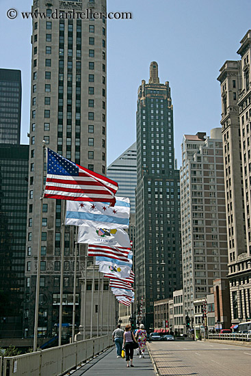 bldgs-n-flags-5.jpg