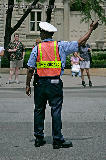 chicago-cop.jpg