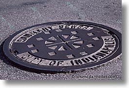 images/UnitedStates/Indiana/Indianapolis/manhole-03.jpg