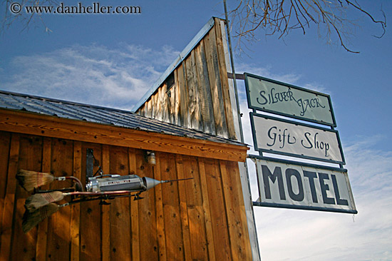 silver-jack-motel-gift-shop-2.jpg