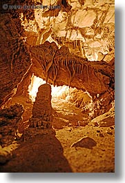 images/UnitedStates/Nevada/GreatBasinNatlPark/Caves/caves-04.jpg
