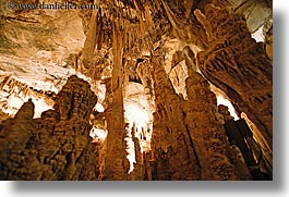 images/UnitedStates/Nevada/GreatBasinNatlPark/Caves/caves-07.jpg