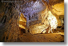 images/UnitedStates/Nevada/GreatBasinNatlPark/Caves/caves-11.jpg