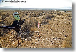 images/UnitedStates/Nevada/GreatBasinNatlPark/HighDesert/alien-on-fence.jpg