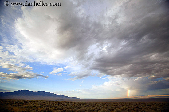 clouds-desert-n-rainbow-05.jpg
