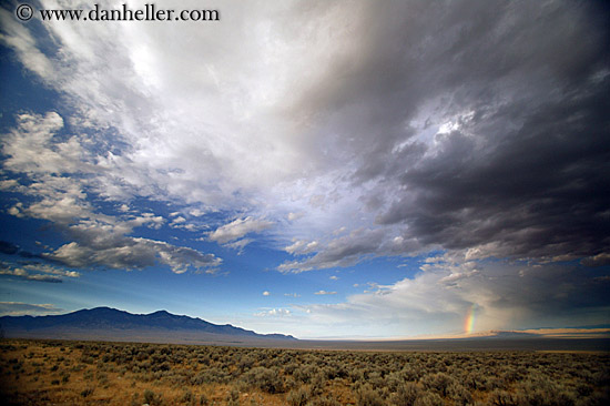 clouds-desert-n-rainbow-06.jpg