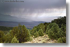 images/UnitedStates/Nevada/GreatBasinNatlPark/Mountains/rain_sheets-n-scenic-04.jpg