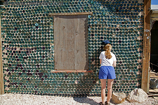 bottle-house-2.jpg