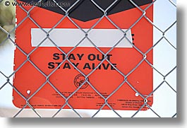 images/UnitedStates/Nevada/Rhyolite/stay-out-stay-alive-sign.jpg