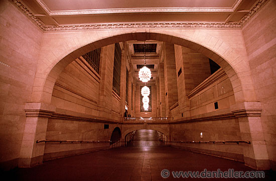 grand-cntrl-hallway.jpg