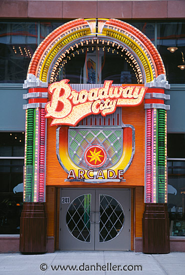 broadway-cafe.jpg