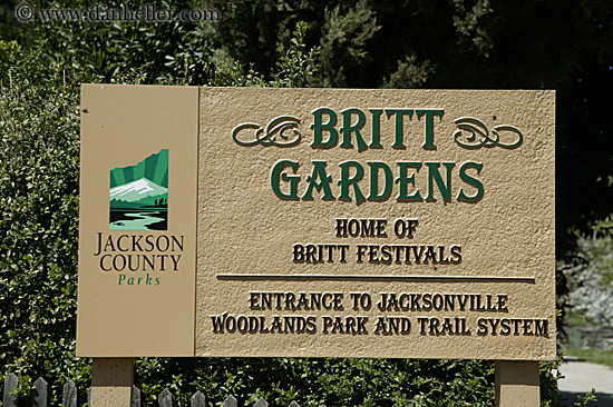 britt-gardens-sign.jpg