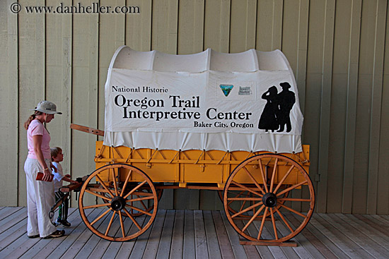 oregon-trail-stagcoach-n-jnj.jpg