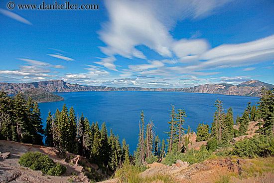 crater-lake-wide-view-01.jpg